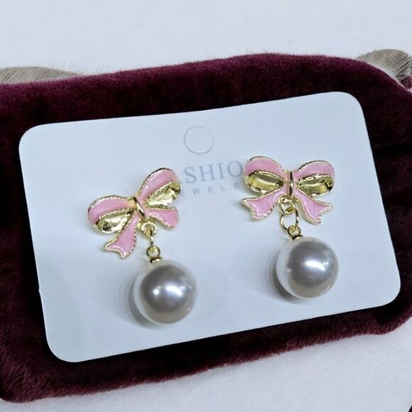 Charming Pink Bow Earrings with Pearls Gold-tone Dangle Pierced Post Jewelry NEW - Picture 2 of 4